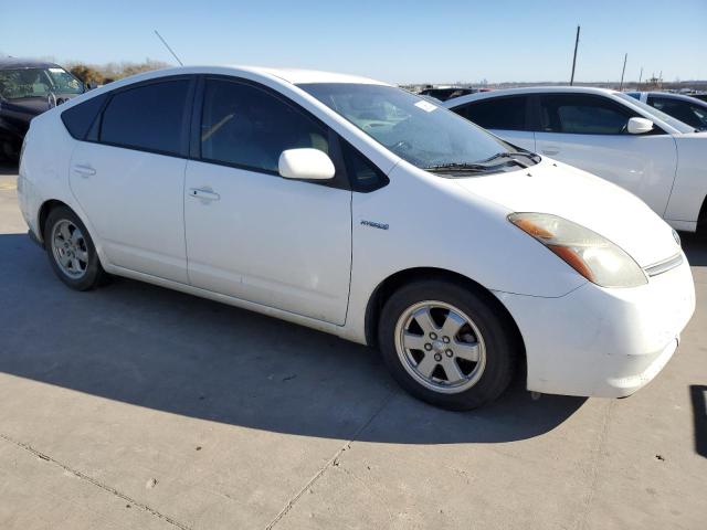 JTDKB20U263177982 - 2006 TOYOTA PRIUS WHITE photo 4