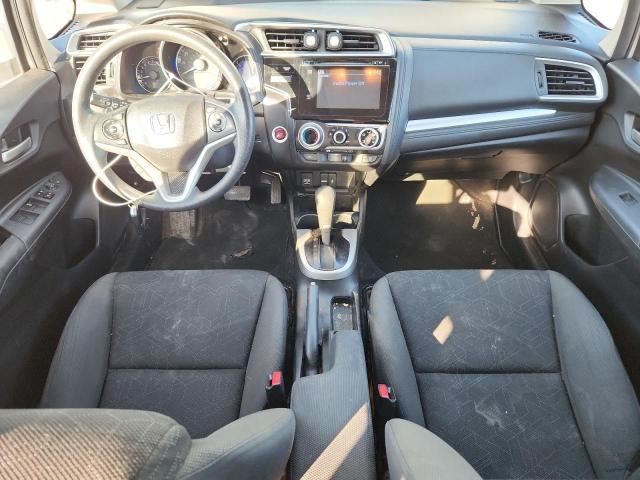 JHMGK5H72GX000931 - 2016 HONDA FIT EX WHITE photo 8