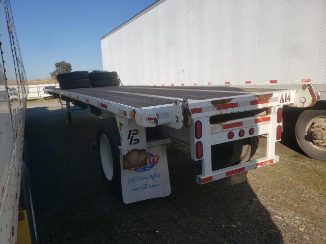 1UYFS242450551501 - 2005 UTILITY TRAILER Սպիտակ լուսանկար 3
