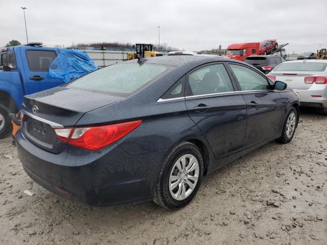 5NPEB4AC3CH484267 - 2012 HYUNDAI SONATA GLS GRAY photo 3