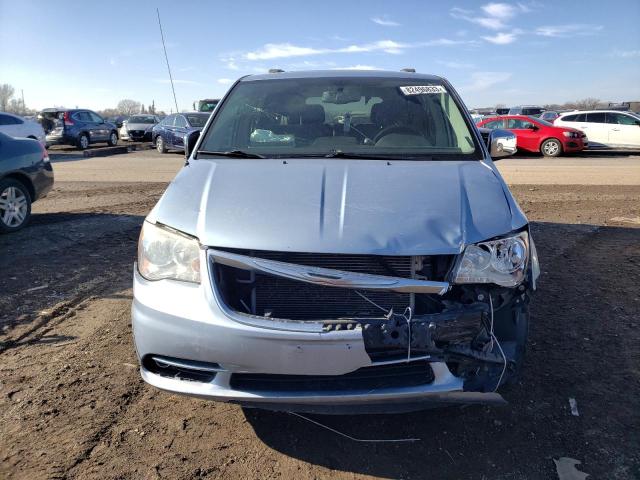 2C4RC1CG6DR660066 - 2013 CHRYSLER TOWN & COU TOURING L SILVER photo 5