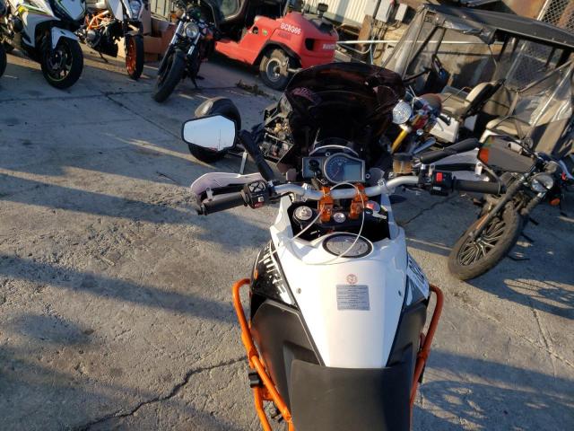 VBKV29401FM930844 - 2015 KTM 1190 ADVENTURE R TWO TONE photo 5