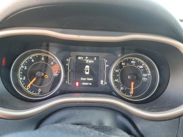 1C4PJMCB9JD558004 - 2018 JEEP CHEROKEE LATITUDE Gümüş foto 9