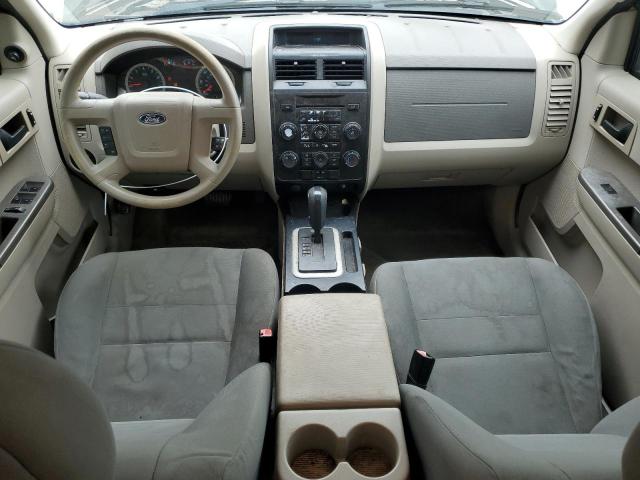 1FMCU0C75AKC24408 - 2010 FORD ESCAPE XLS 黑色 照片 8