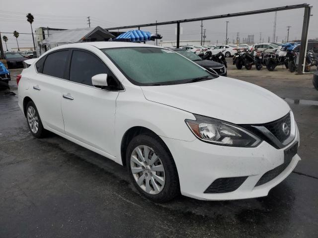 3N1AB7AP2JY326010 - 2018 NISSAN SENTRA S WHITE photo 4