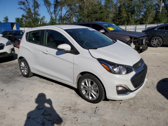 KL8CD6SA0LC418810 - 2020 CHEVROLET SPARK 1LT WHITE photo 4