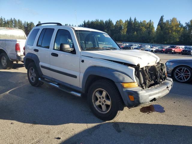 1J4GL48K56W287323 - 2006 JEEP LIBERTY SPORT 白色 照片 4