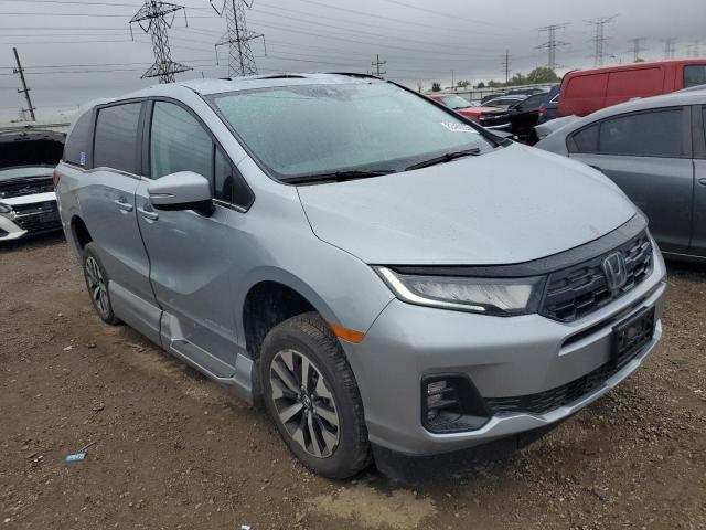 5FNRL6H65SB018122 - 2025 HONDA ODYSSEY EXL SILVER photo 4