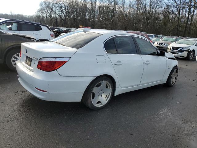 WBANV93549C135395 - 2009 BMW 535 XI WHITE photo 3