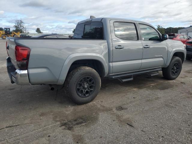 3TMAZ5CN6MM148669 - 2021 TOYOTA TACOMA DOUBLE CAB GRAY photo 3