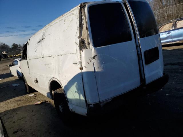 1GCGG25C781118805 - 2008 CHEVROLET EXPRESS G2 WHITE photo 2