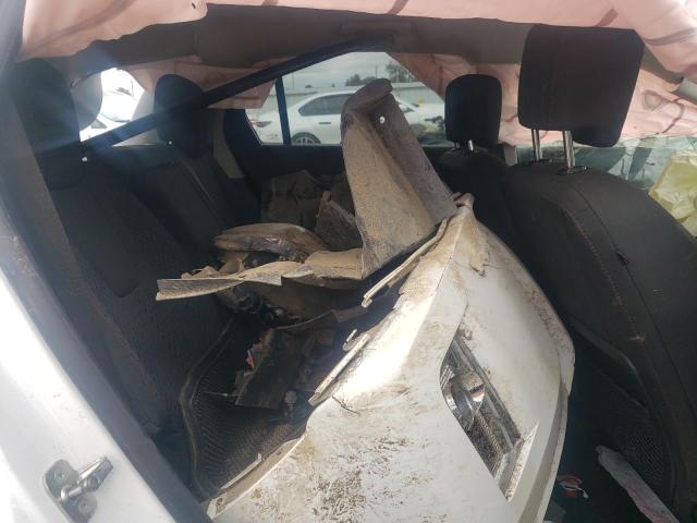 2GKALMEKXD6237965 - 2013 GMC TERRAIN SLE WHITE photo 11