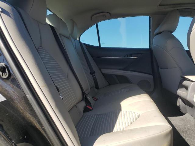 4T1B11HKXJU610091 - 2018 TOYOTA CAMRY L BLACK photo 10