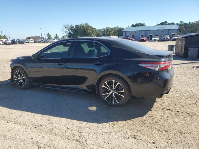 4T1B11HKXJU610091 - 2018 TOYOTA CAMRY L BLACK photo 2