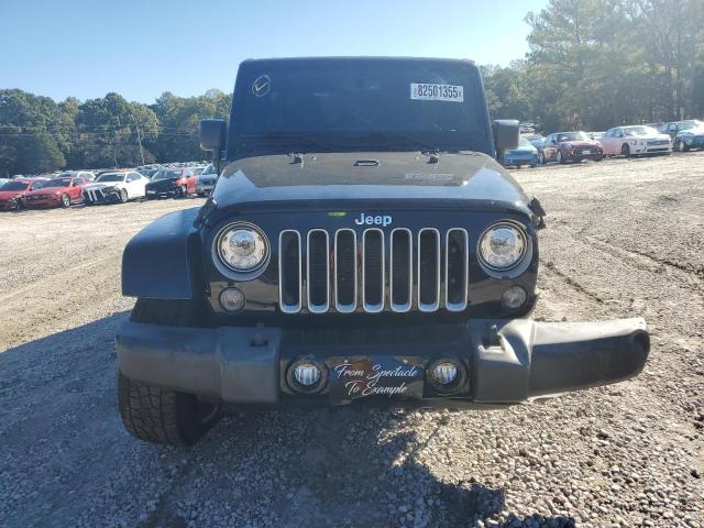 1C4HJWEG4JL925146 - 2018 JEEP WRANGLER U SAHARA Qara foto 5