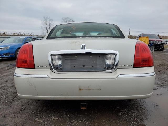 1LNHM83V26Y645347 - 2006 LINCOLN TOWN CAR DESIGNER WHITE photo 6