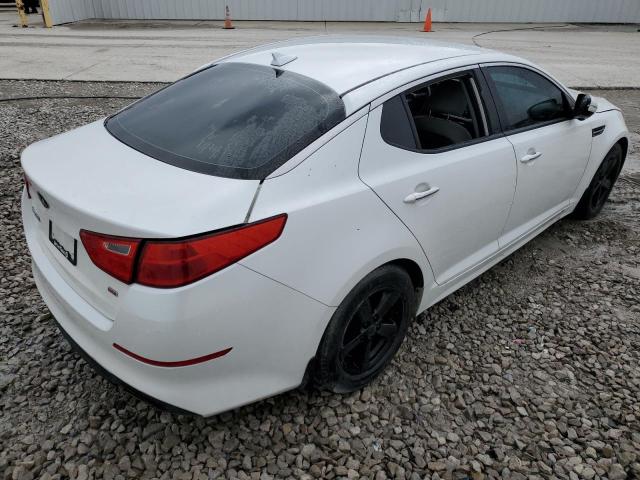 KNAGM4A74F5642784 - 2015 KIA OPTIMA LX WHITE photo 3