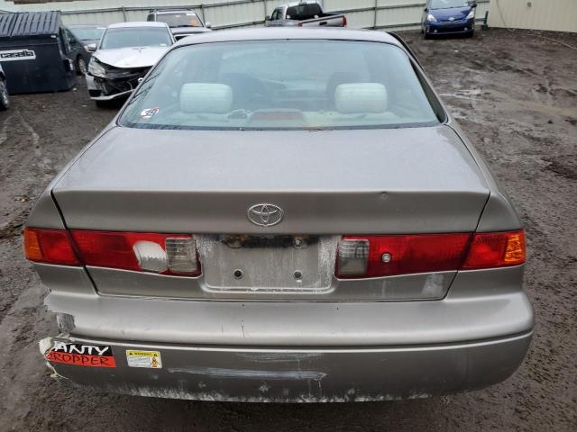 4T1BG22K01U082980 - 2001 TOYOTA CAMRY CE TAN photo 6