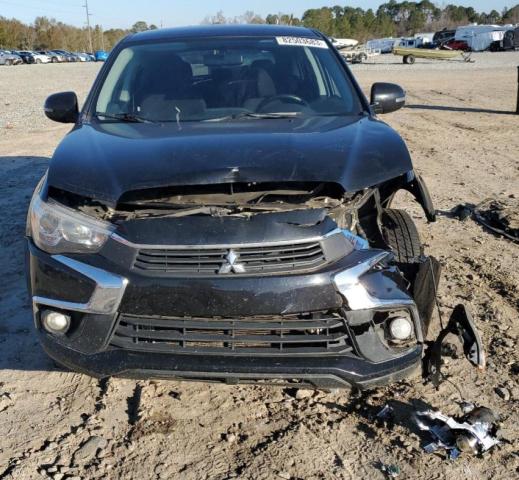 JA4AP3AU2HZ033912 - 2017 MITSUBISHI OUTLANDER ES BLACK photo 5