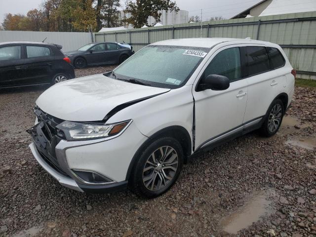 2017 MITSUBISHI OUTLANDER ES, 