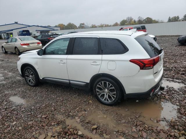 JA4AD2A36HZ001457 - 2017 MITSUBISHI OUTLANDER ES WHITE photo 2