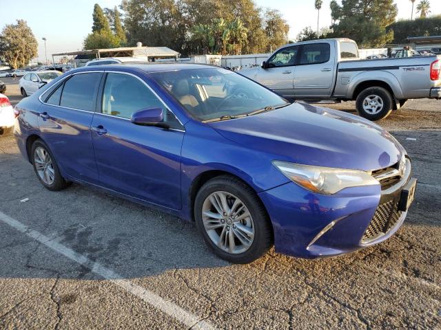 4T1BF1FK7GU581789 - 2016 TOYOTA CAMRY LE BLUE photo 4