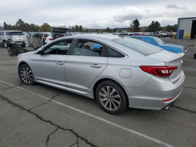 5NPE34AF6FH053465 - 2015 HYUNDAI SONATA SPORT ვერცხლისფერი ფოტო 2