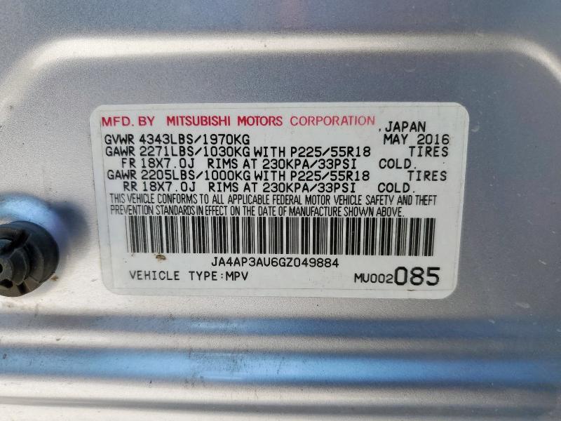 JA4AP3AU6GZ049884 - 2016 MITSUBISHI OUTLANDER ES 银色 照片 13
