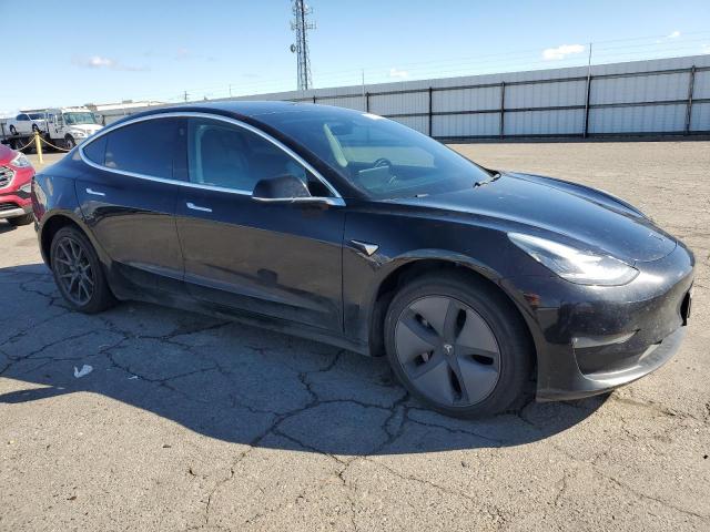 5YJ3E1EAXKF316760 - 2019 TESLA MODEL 3 Чорний фото 4