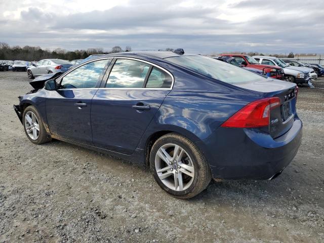 YV140MFK8F2355264 - 2015 VOLVO S60 PREMIER BLUE photo 2