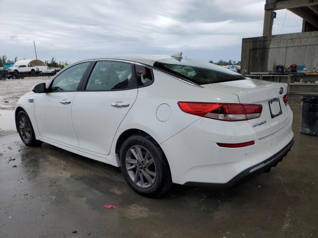 5XXGT4L35LG411173 - 2020 KIA OPTIMA LX WHITE photo 2