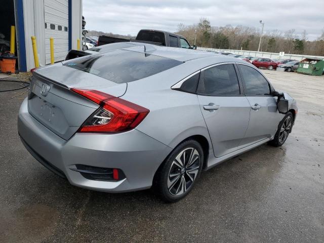 JHMFC1F33JX019206 - 2018 HONDA CIVIC EX SILVER photo 3