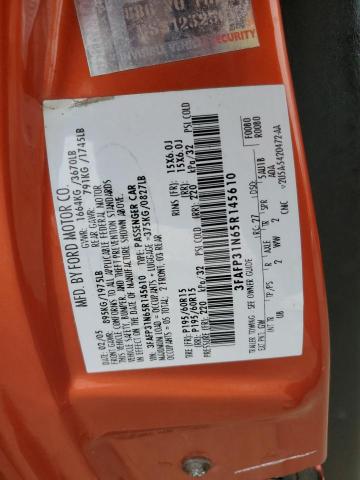 3FAFP31N65R145610 - 2005 FORD FOCUS ZX3 ORANGE photo 12