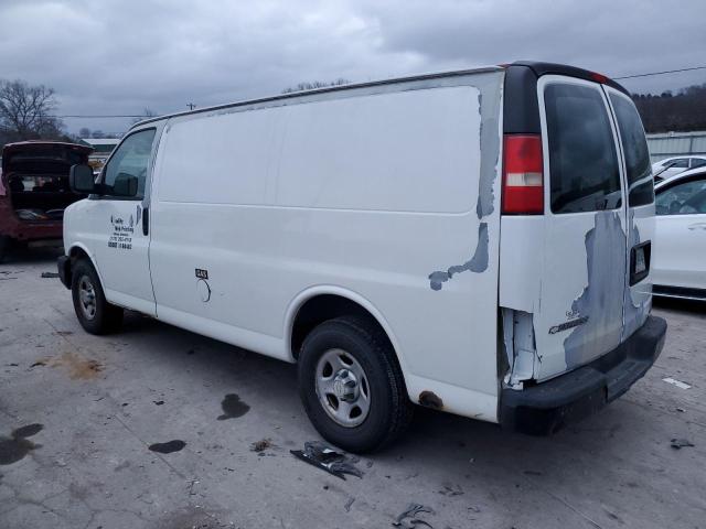 1GCFG15XX71155094 - 2007 CHEVROLET EXPRESS G1 WHITE photo 2