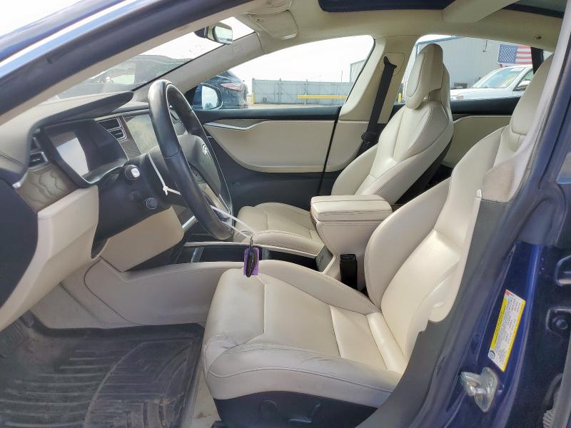 5YJSA1E28HF229285 - 2017 TESLA MODEL S ლურჯი ფოტო 7