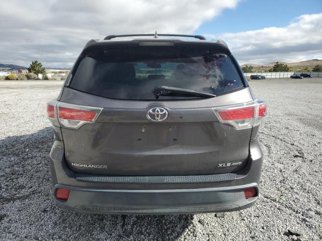 5TDJKRFH1FS153251 - 2015 TOYOTA HIGHLANDER XLE GRAY photo 6