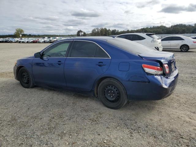 4T1BF3EK5BU585930 - 2011 TOYOTA CAMRY BASE BLUE photo 2