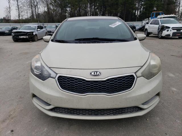 KNAFK4A66F5404699 - 2015 KIA FORTE LX CREAM photo 5