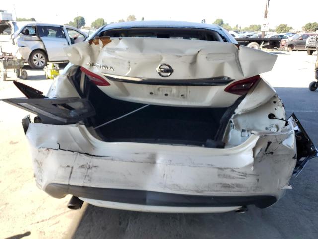 1N4AL3AP2JC112801 - 2018 NISSAN ALTIMA 2.5 WHITE photo 6