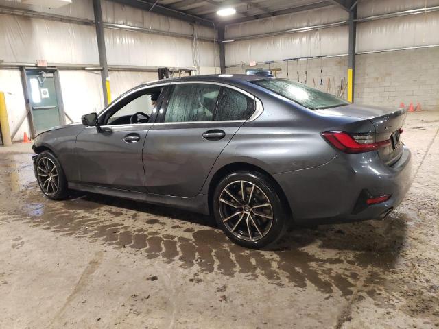 3MW5R7J02N8C62776 - 2022 BMW 330XI GRAY photo 2