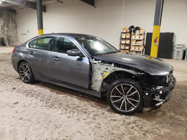 3MW5R7J02N8C62776 - 2022 BMW 330XI GRAY photo 4