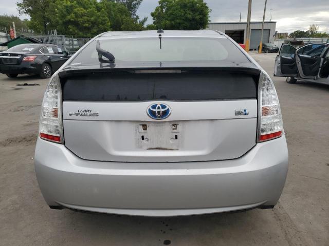 JTDKN3DU5A1184582 - 2010 TOYOTA PRIUS 银色 照片 6