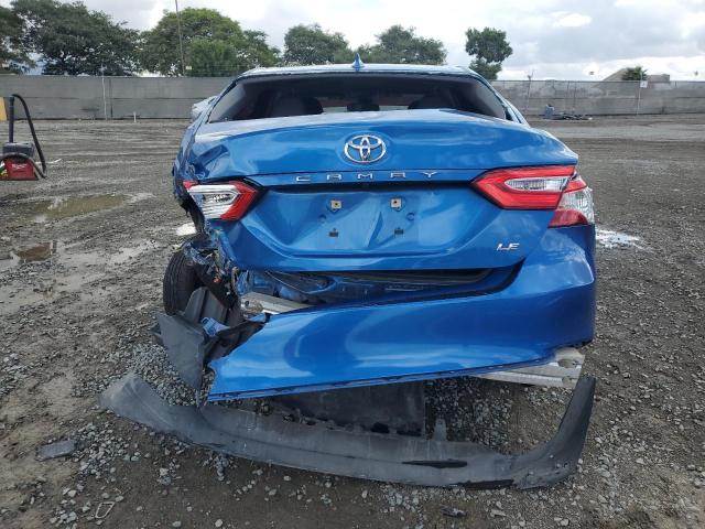 4T1C11AK2LU306688 - 2020 TOYOTA CAMRY LE BLUE photo 6