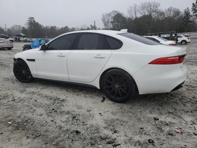 SAJBG4BV6GCY17651 - 2016 JAGUAR XF S WHITE photo 2