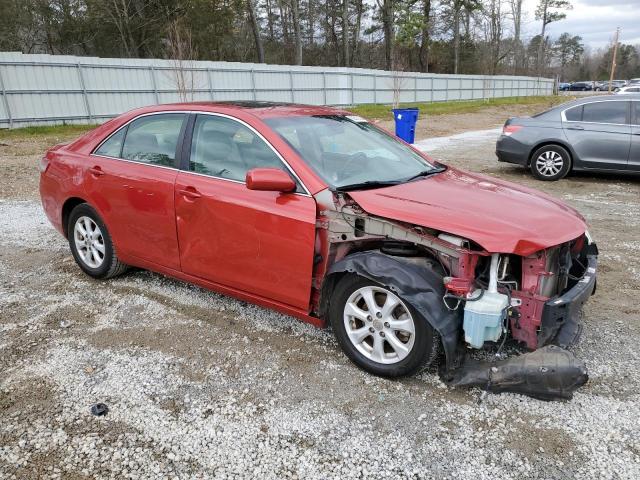 4T1BF3EK8BU733763 - 2011 TOYOTA CAMRY BASE RED photo 4