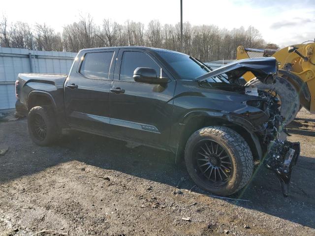 5TFNA5DB1PX087193 - 2023 TOYOTA TUNDRA CREWMAX PLATINUM Schwarz Foto 4