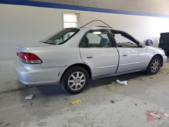 1HGCG66802A143764 - 2002 HONDA ACCORD EX ვერცხლისფერი ფოტო 3