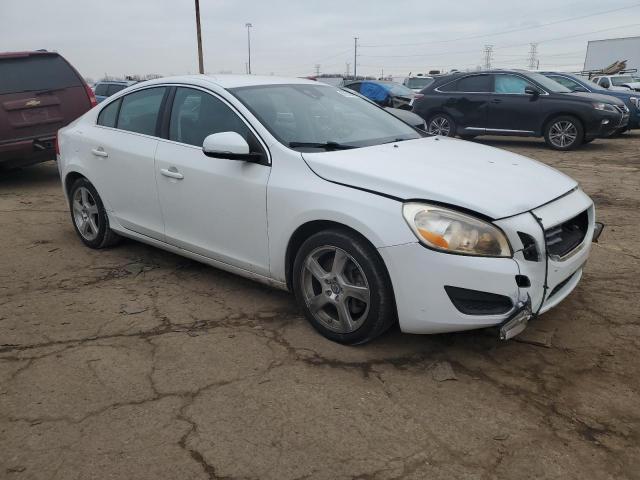 YV1622FS5C2046659 - 2012 VOLVO S60 T5 WHITE photo 4