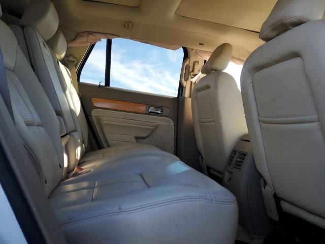 2LMDU88C67BJ04147 - 2007 LINCOLN MKX WHITE photo 11