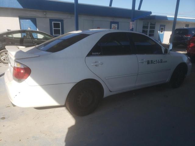 4T1BE32K75U583432 - 2005 TOYOTA CAMRY LE WHITE photo 3